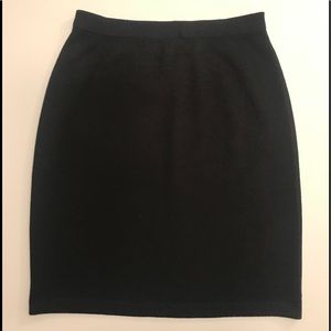 ST JOHN BASIC Skirt.